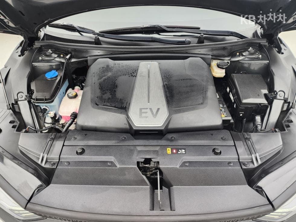 Киа EV6롱 레Местен지 2WD Air - 5