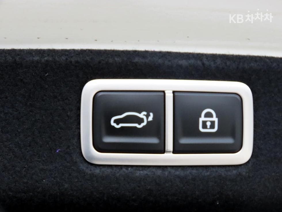Hyundai The All New Grandeur (Azera)3.5 LPG 일반 Premium - 16