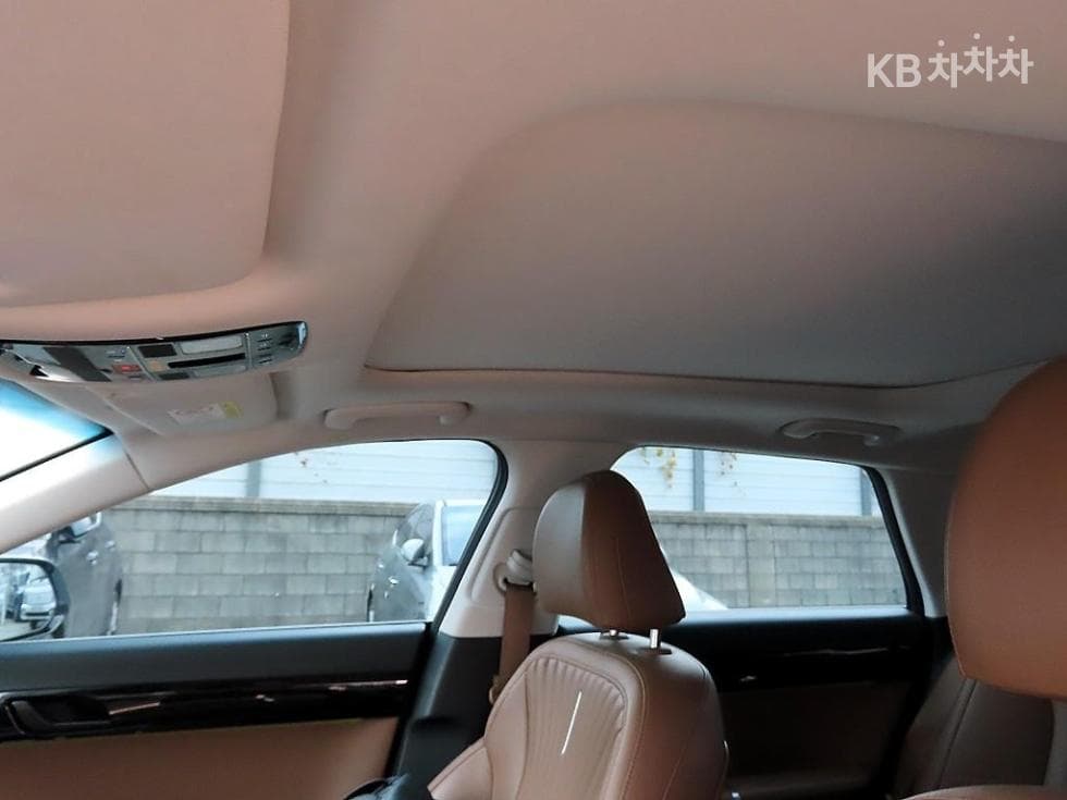 Hyundai The All New Grandeur (Azera)3.5 LPG 일반 Premium - 17