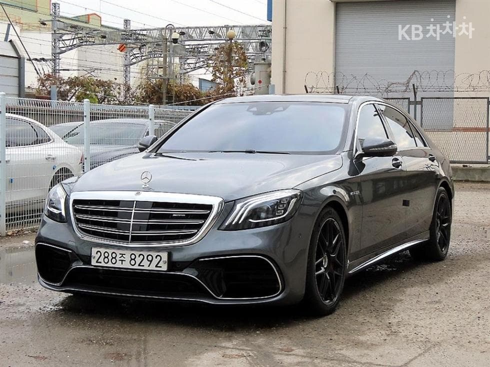 Mercedes-Benz Нов S-Клас S63 AMG 4MATIC+ - Image 1
