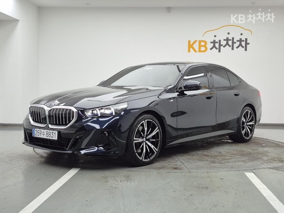 BMW Нов5 Серия(G60) 530i xDrive M Sport Pro SE - Image 1