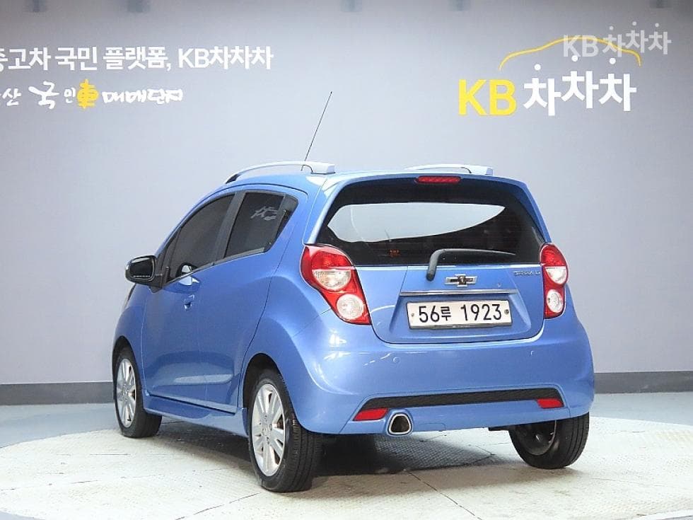 GM Korea Chevrolet SparkLT Standard - 4