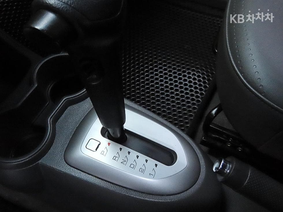 GM Korea Chevrolet SparkLT Standard - 9