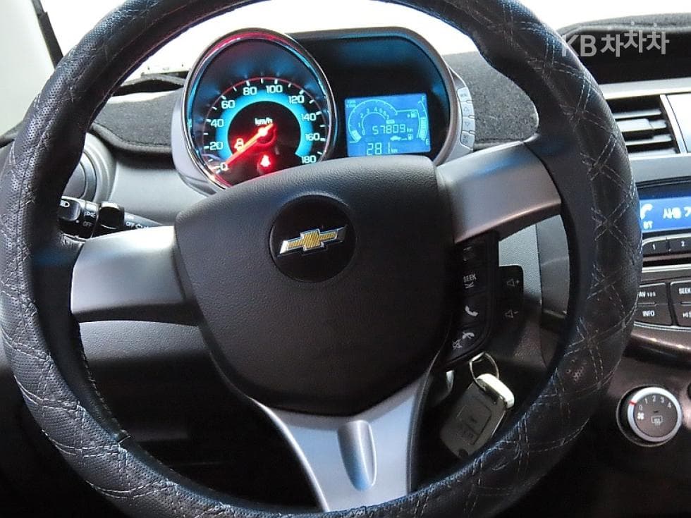 GM Korea Chevrolet SparkLT Standard - 17