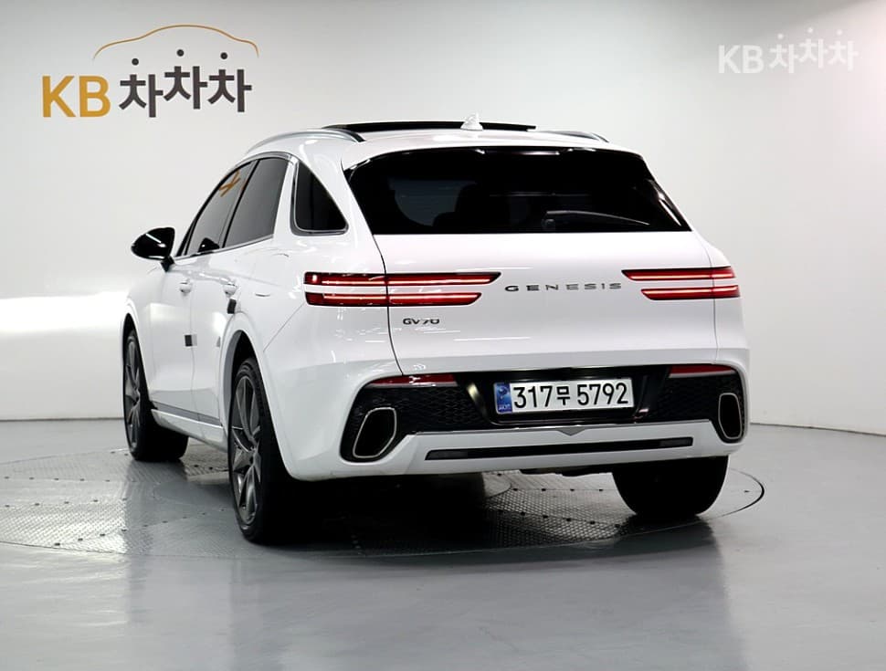 Genesis GV70Gasoline 2.5T 2WD - 4