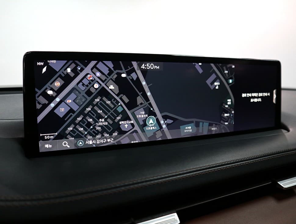 Genesis GV70Gasoline 2.5T 2WD - 11