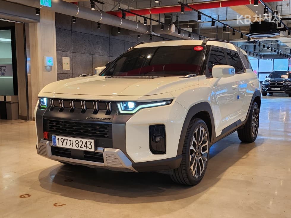 КейДжи Мобилити 토레스(J100) 1.5 GDI Турбо T7 - Image 1