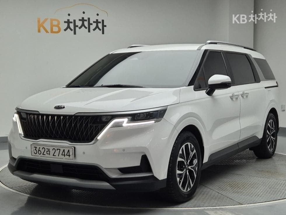 Kia Carnival 4th generation G3.5 GDI 9-seater Prestige - Image 1