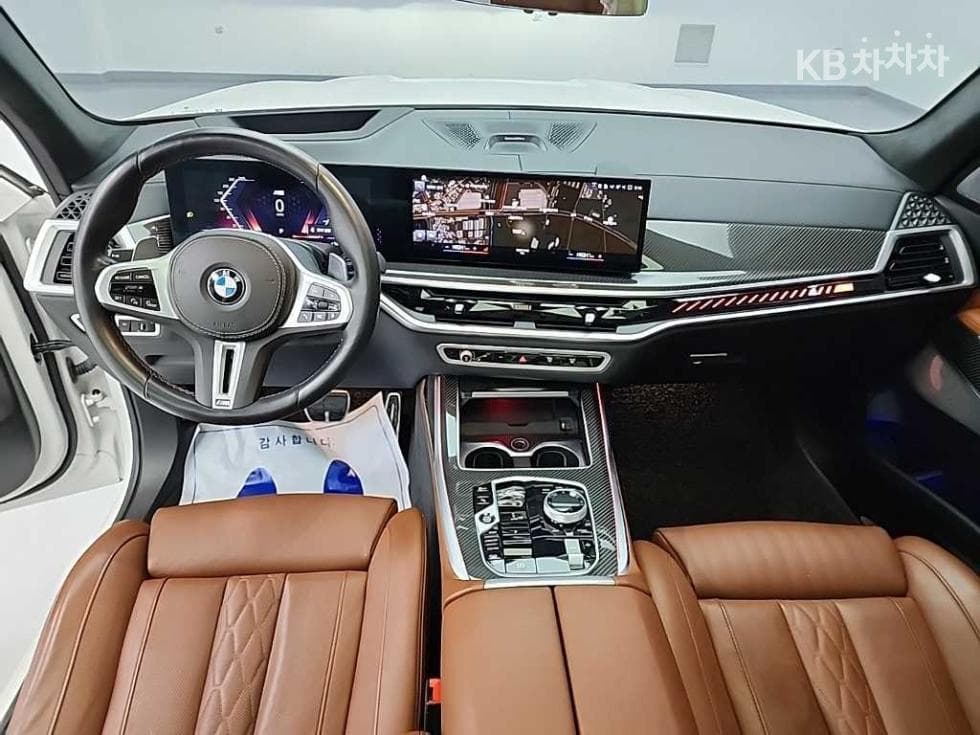 BMW X7(G07)M60i xDrive M Sport Pro - 7