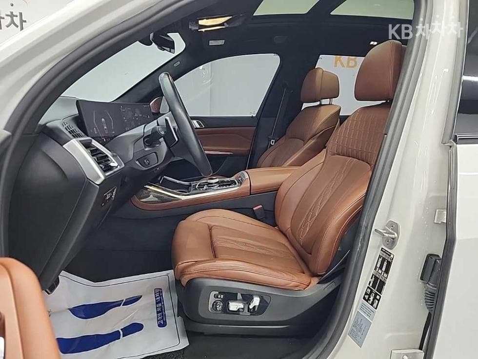 BMW X7(G07)M60i xDrive M Sport Pro - 11