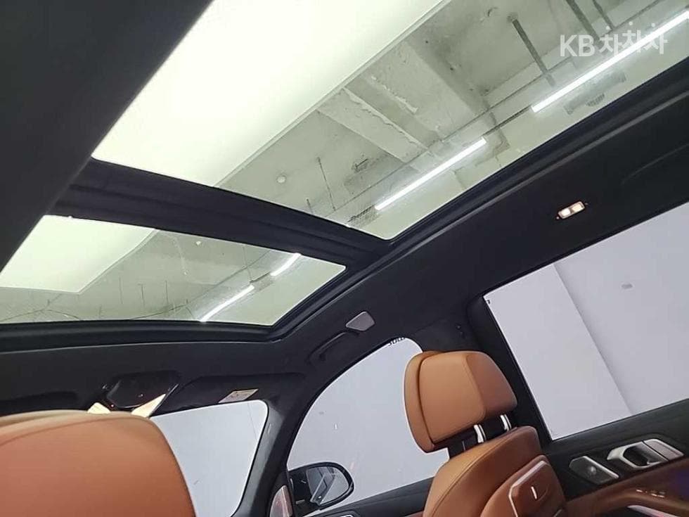 BMW X7(G07)M60i xDrive M Sport Pro - 14