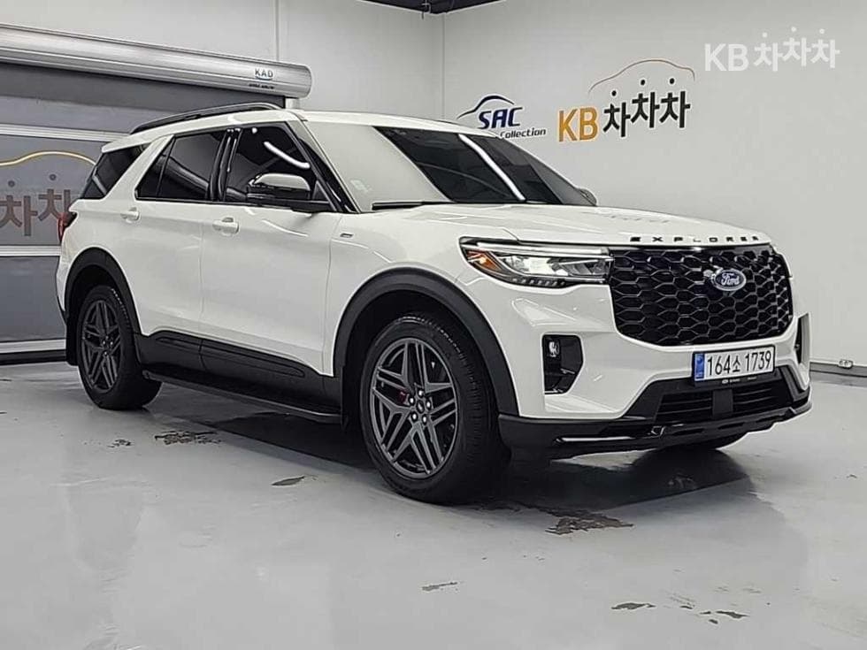 Ford Explorer(6세대)Gasoline Turbo 2.3 AWD ST-Line - 4