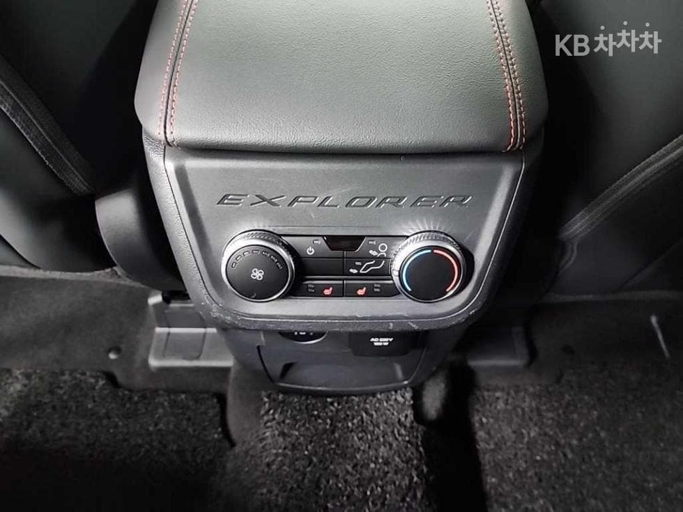 Ford Explorer(6세대)Gasoline Turbo 2.3 AWD ST-Line - 13