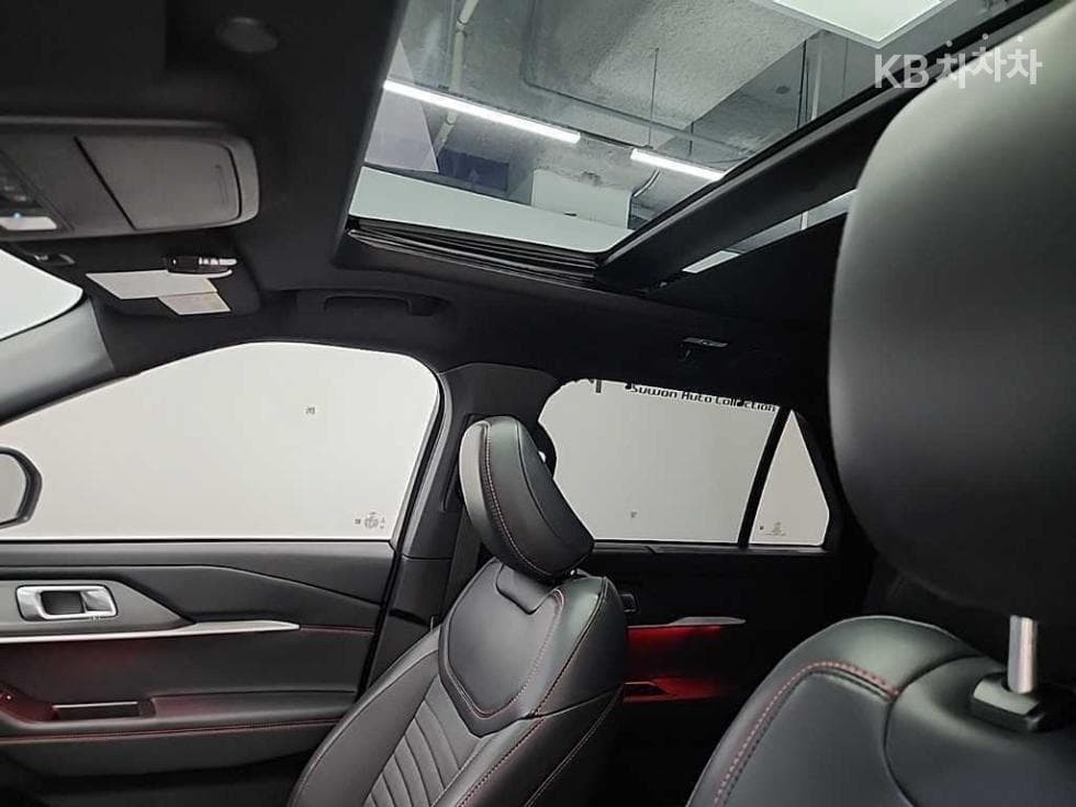 Ford Explorer(6세대)Gasoline Turbo 2.3 AWD ST-Line - 14