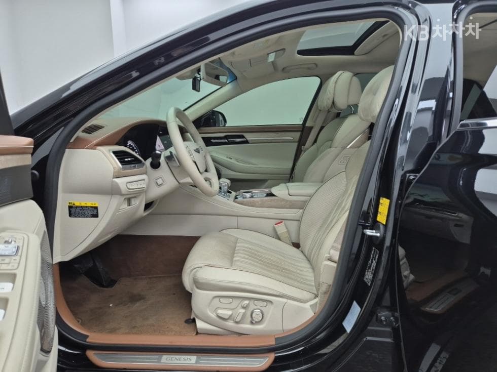 Genesis G903.8 GDi AWD Prestige - 11