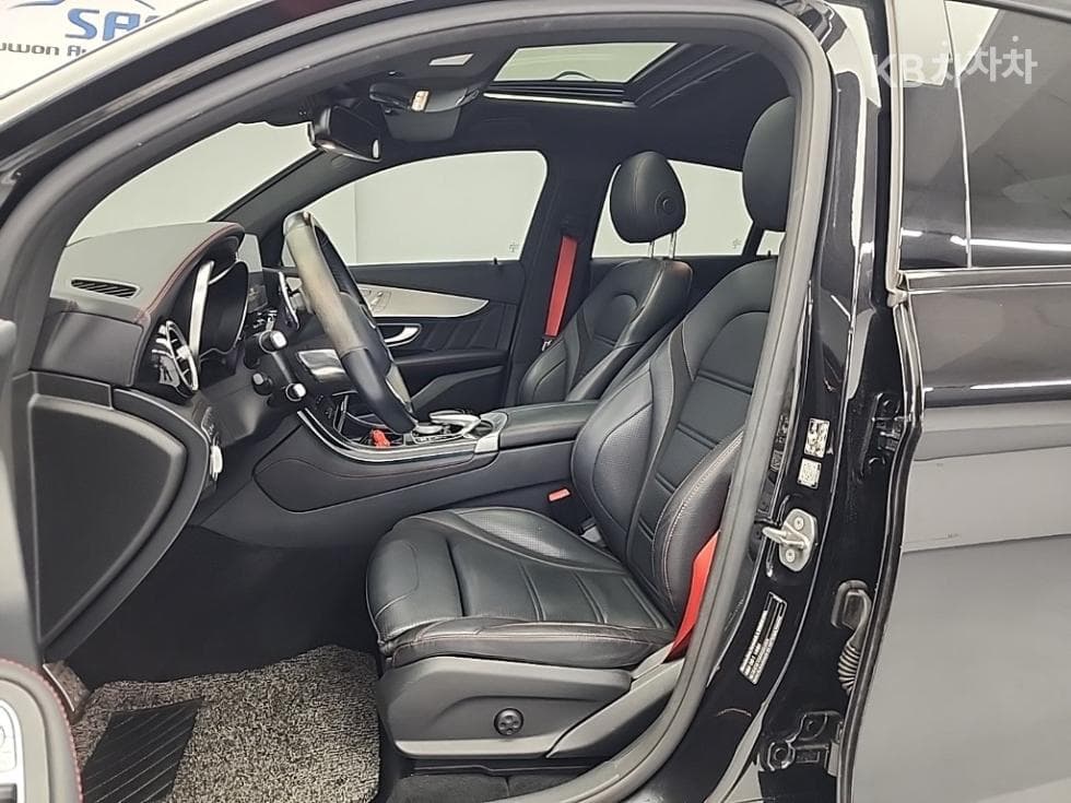 Mercedes-Benz GLC(X253)43 AMG 4Matic COUPE - 11