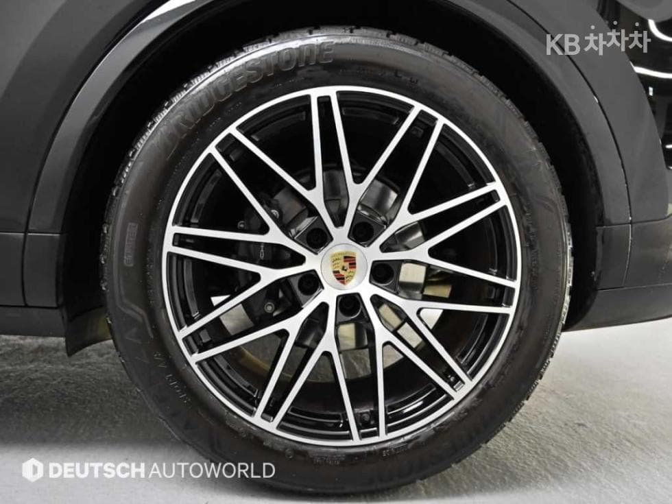 Porsche Cayenne(9Y0)3.0 Coupe Стандартен - 5