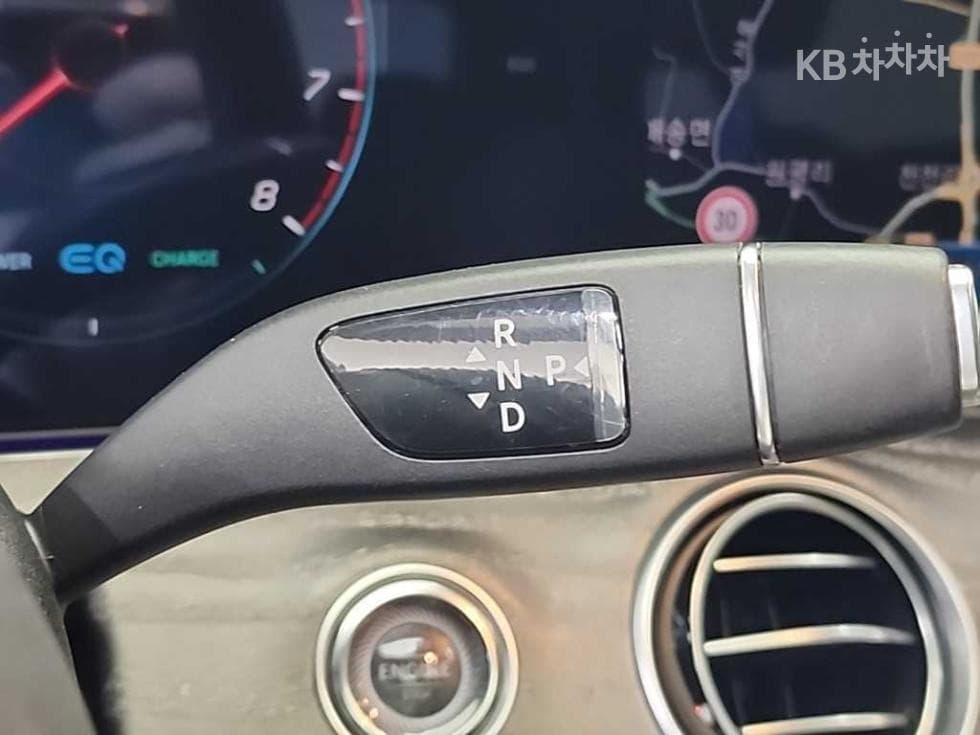 Mercedes-Benz E-Class (W213)E350 4MATIC Avantgarde - 8