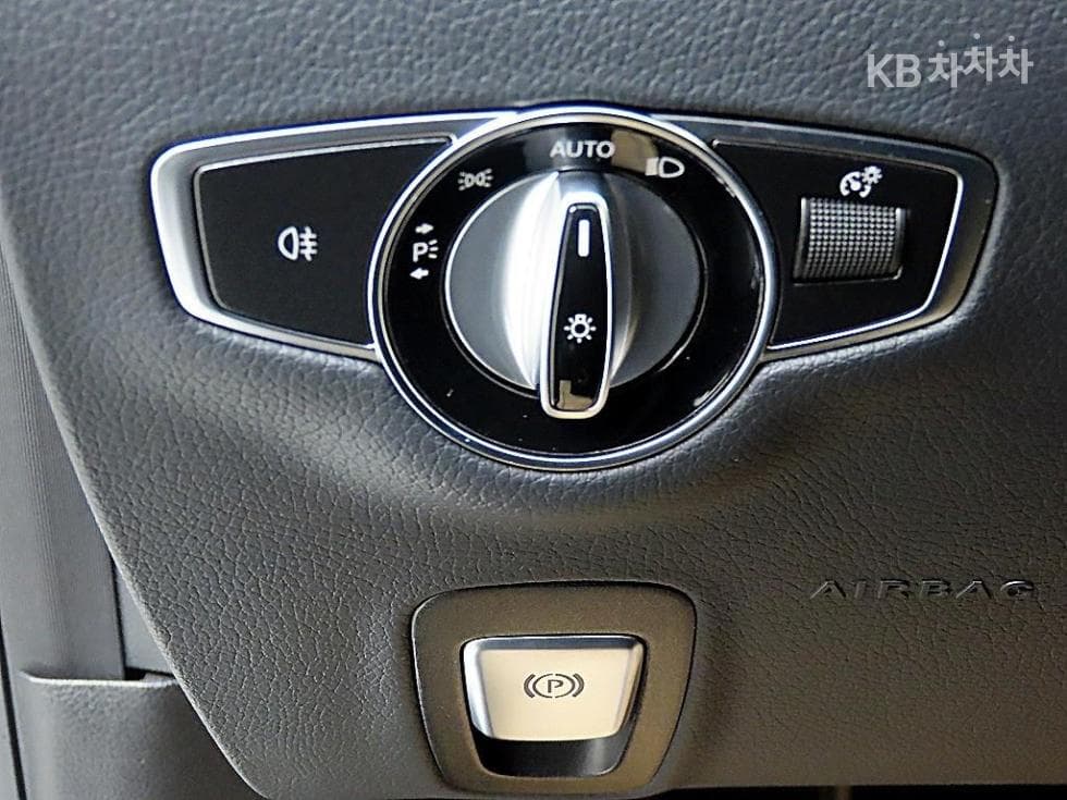Mercedes-Benz E-Клас (W213)E450 4MATIC Carbriolet Стандартен - 12