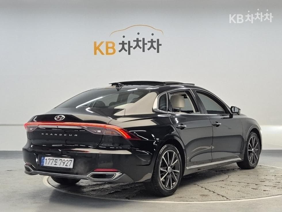 Хюндай The New (фейслифт) Grandeur (Azera)2.5 Le Blanc - 3