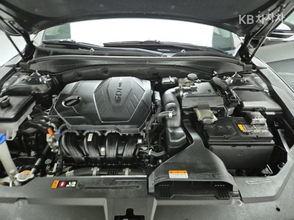 Хюндай The New (фейслифт) Grandeur (Azera)2.5 Le Blanc - 6