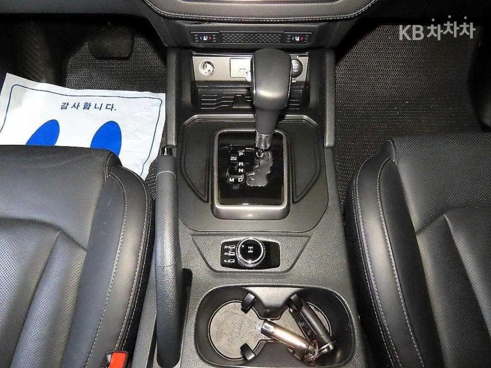 KG Mobility New Rexton 스포츠2.2 AWD 쿨멘 Prestige - 12