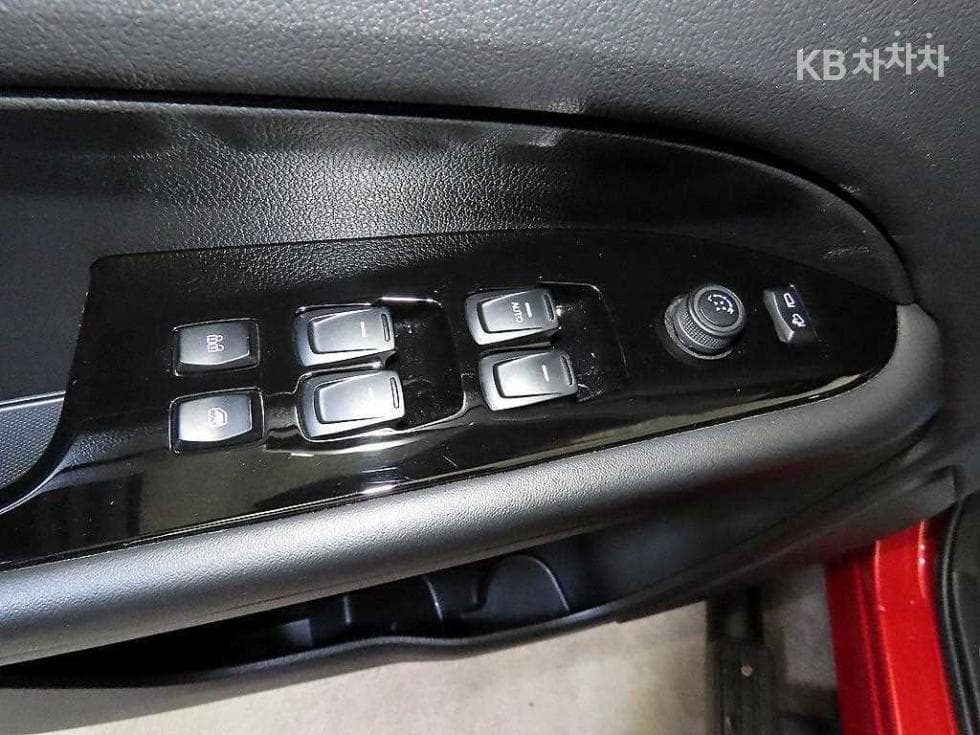KG Mobility New Rexton 스포츠2.2 AWD 쿨멘 Prestige - 13
