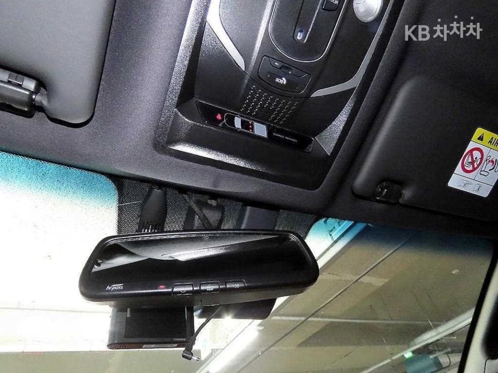 KG Mobility New Rexton 스포츠2.2 AWD 쿨멘 Prestige - 17