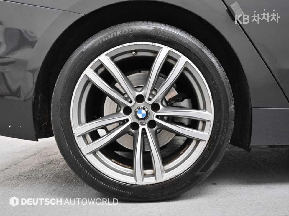 BMW Gran Turismo6 Series GT 630i xDrive Luxury Line - 5
