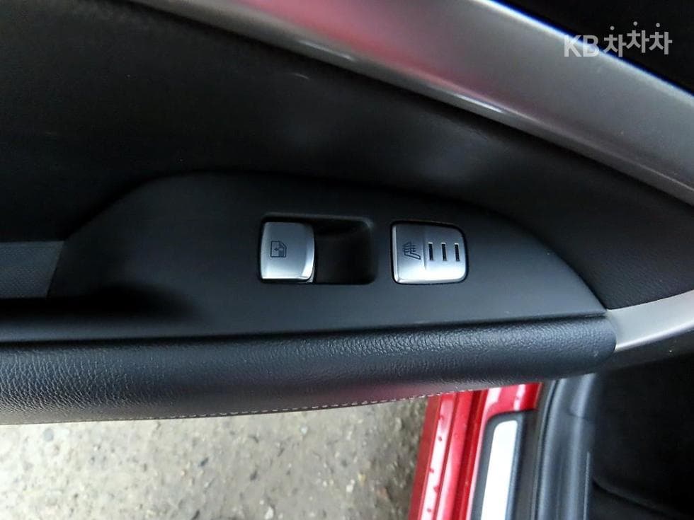 Genesis The New (facelift) G702.0T 4WD Standard - 17