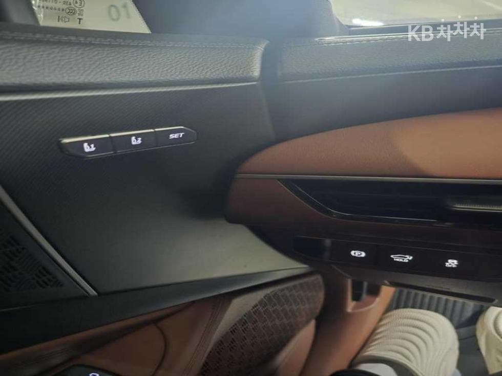 Киа The New (фейслифт) K82.5L бензин Noblesse - 12