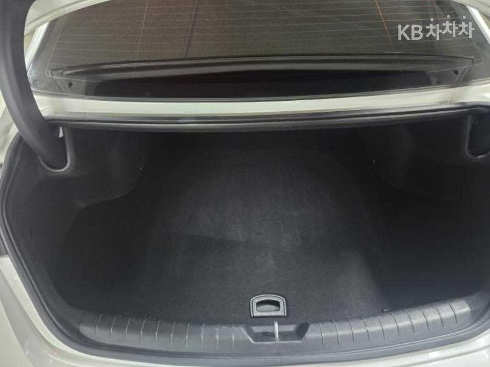 Киа The New (фейслифт) K82.5L бензин Noblesse - 19