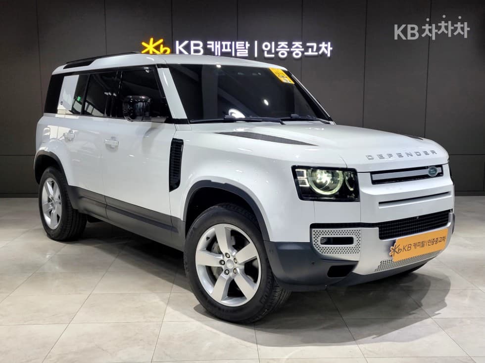 Land Rover 디펜더(L663)110 D300 HSE - 2