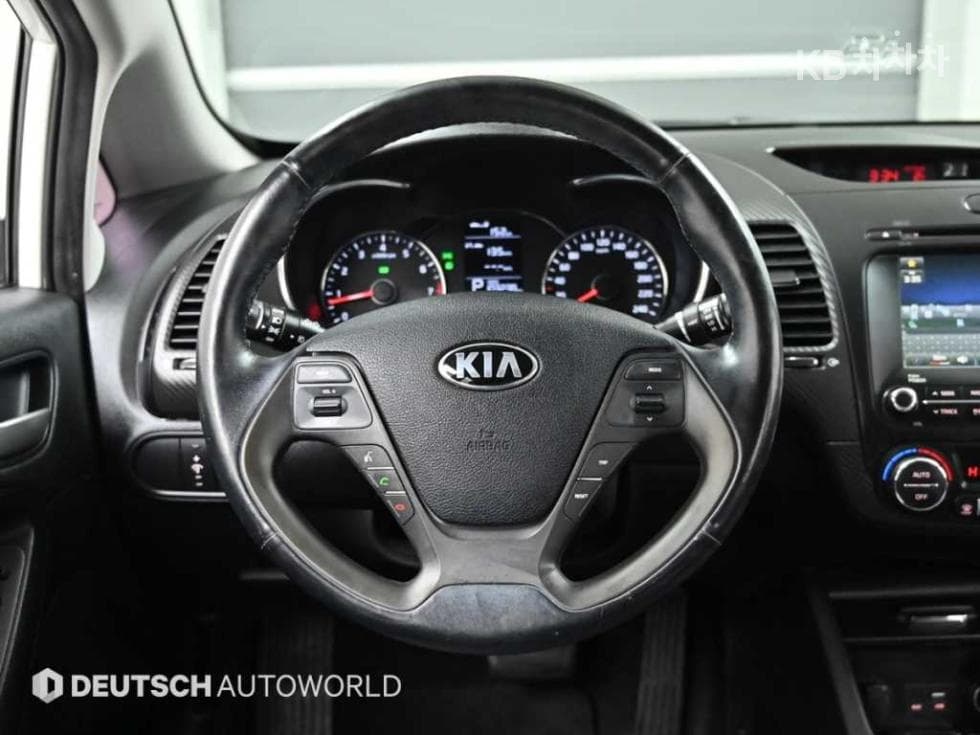 Kia K3Luxury - 13