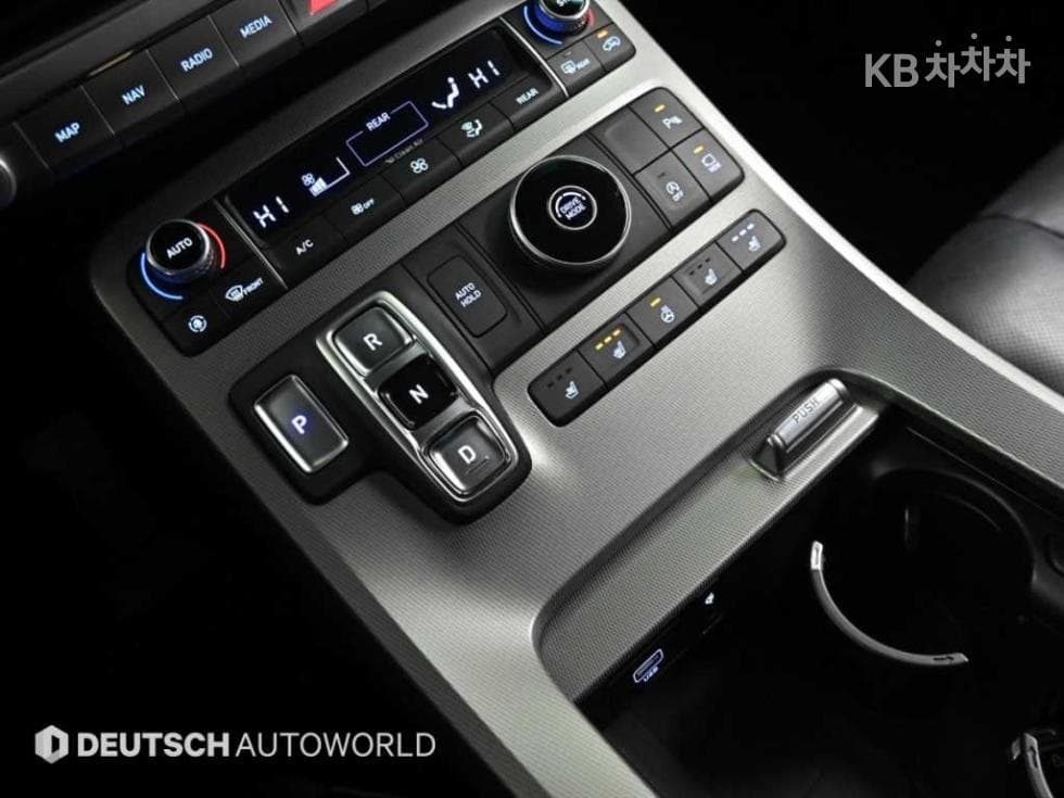 Hyundai Palisade2.2 Diesel 7-seater (Limousine) Prestige - 9