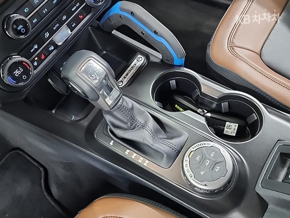 Форд 브롱코(U725)2.7 4 Door Outer Banks Стандартен - 8