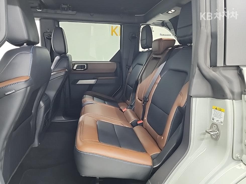 Форд 브롱코(U725)2.7 4 Door Outer Banks Стандартен - 12