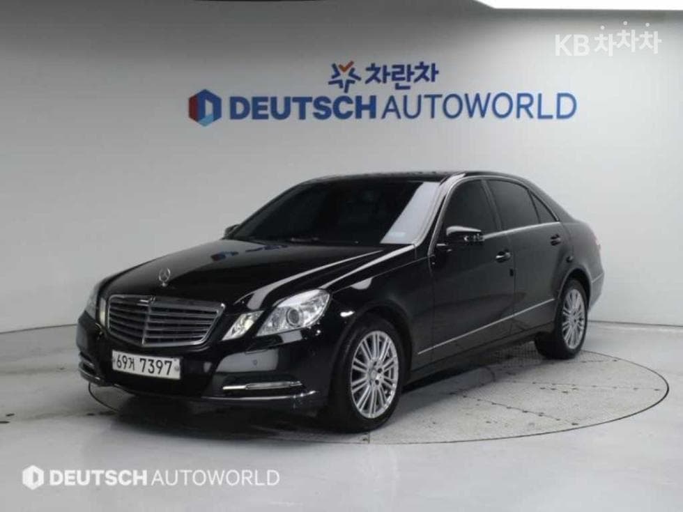 Mercedes-Benz Нов E-Клас E300 엘레강스 W212(09~13) - Image 1