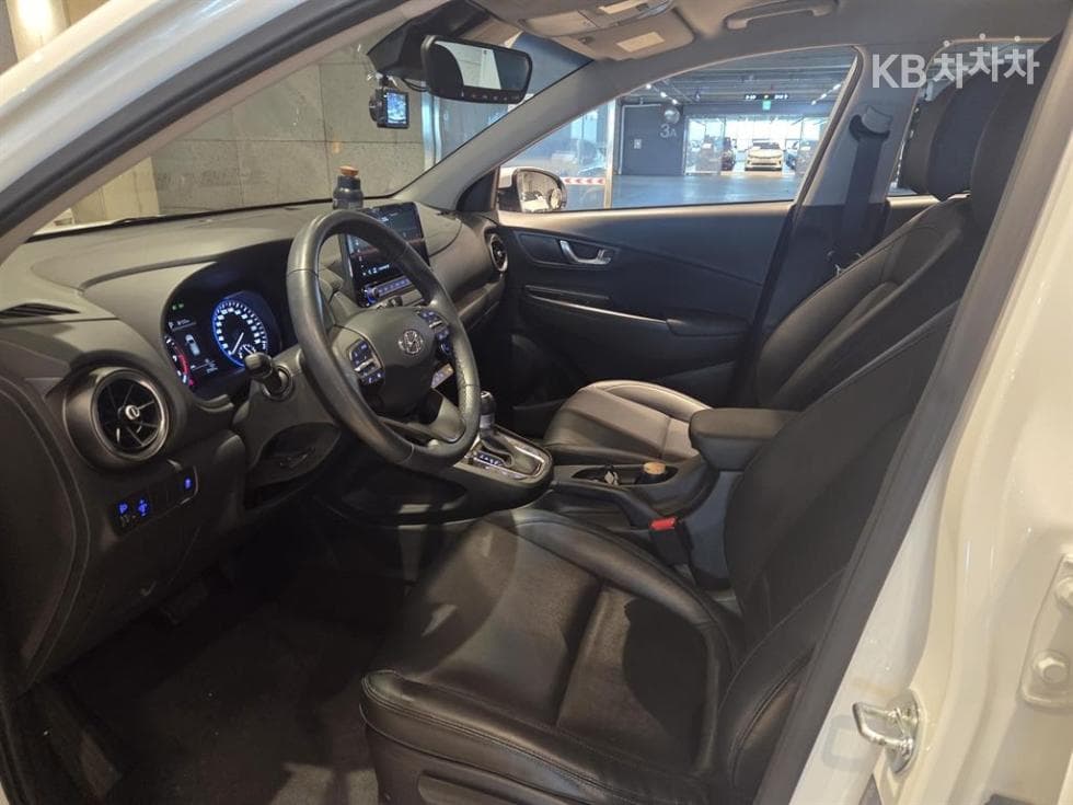 Hyundai The New (facelift) Kona1.6 Gasoline Turbo 2WD Smart - 18