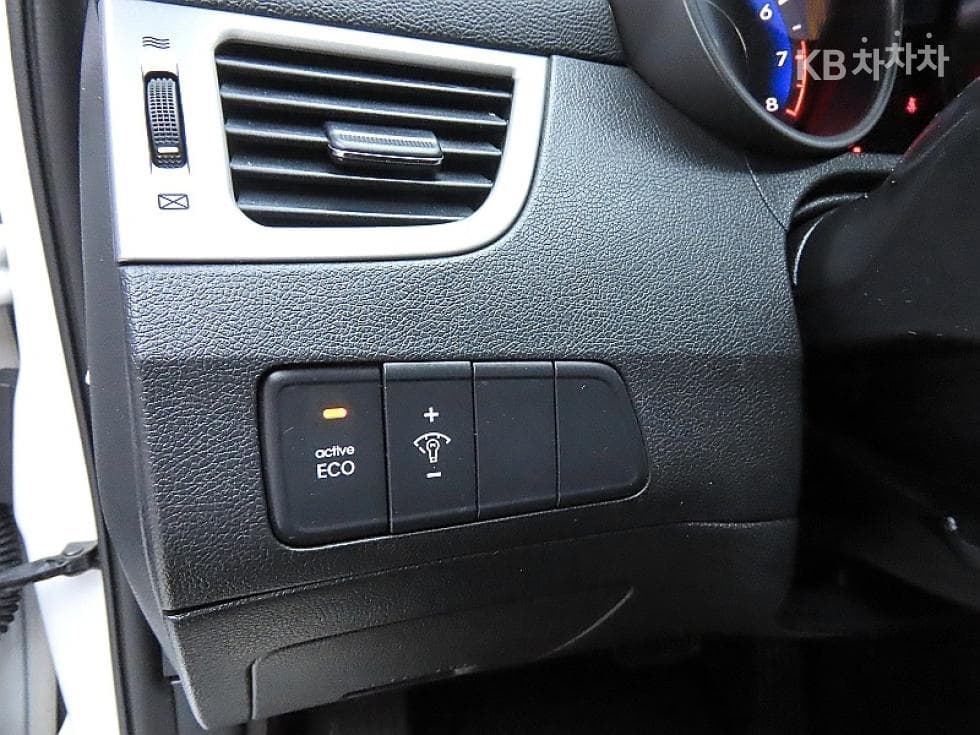 Hyundai Avante (Elantra)MDM16 GDi DELUXE - 12