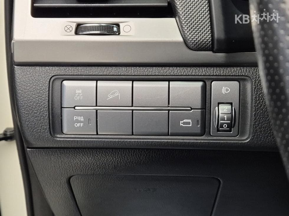 КейДжи Мобилити Rexton 스포츠2.2 4x4 Noblesse - 16