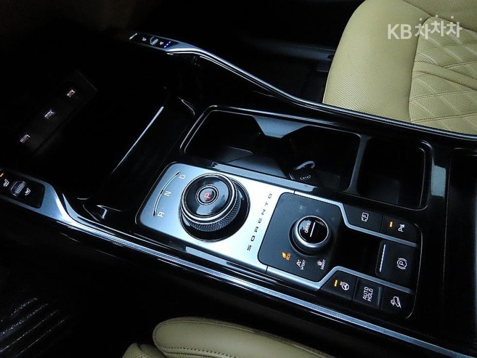 Kia The New (facelift) Sorento Hybrid MQ41.6T HEV 4WD Signature - 9