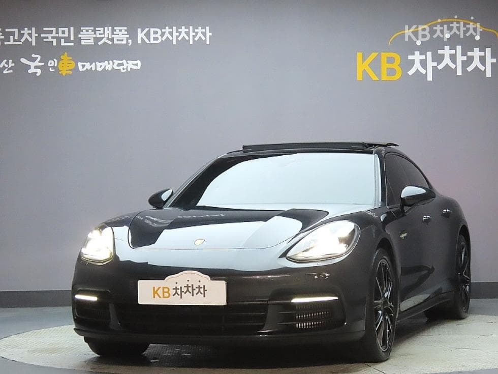 Porsche 파나메라 (971) 2.9 4 E-Hybrid Стандартен - Image 1