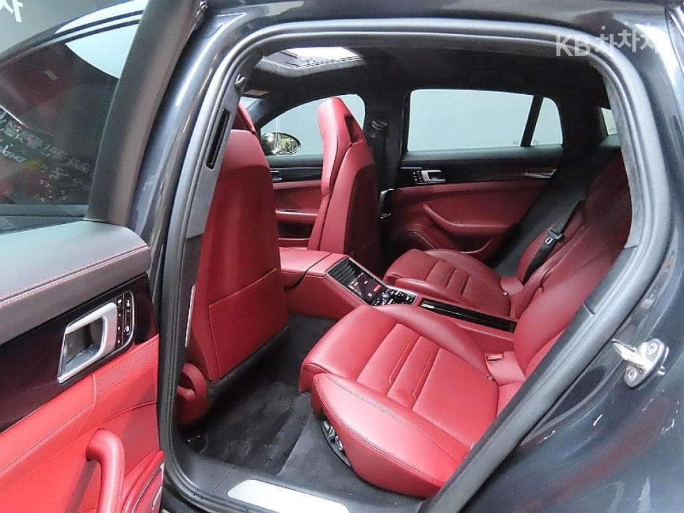 Porsche 파나메라 (971)2.9 4 E-Hybrid Standard - 11