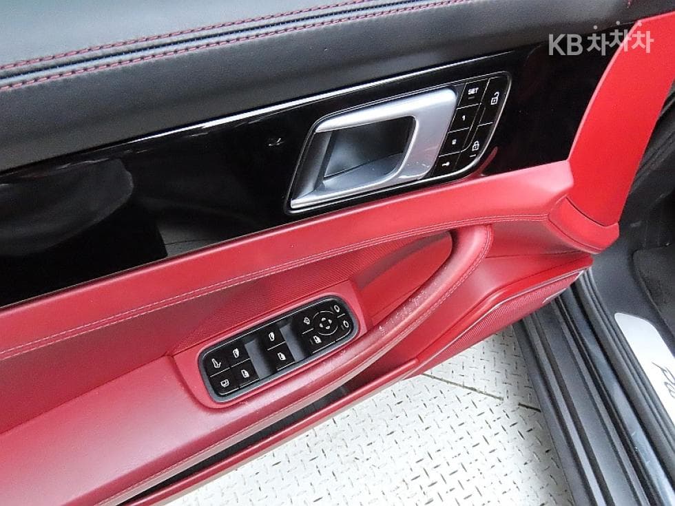 Porsche 파나메라 (971)2.9 4 E-Hybrid Standard - 13