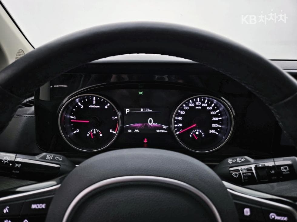 Kia Carnival 4th generationD2.2 9-seater Prestige - 7