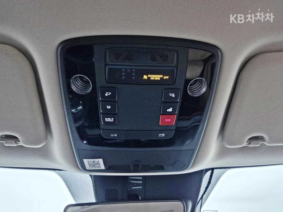 Kia Carnival 4th generationD2.2 9-seater Prestige - 9