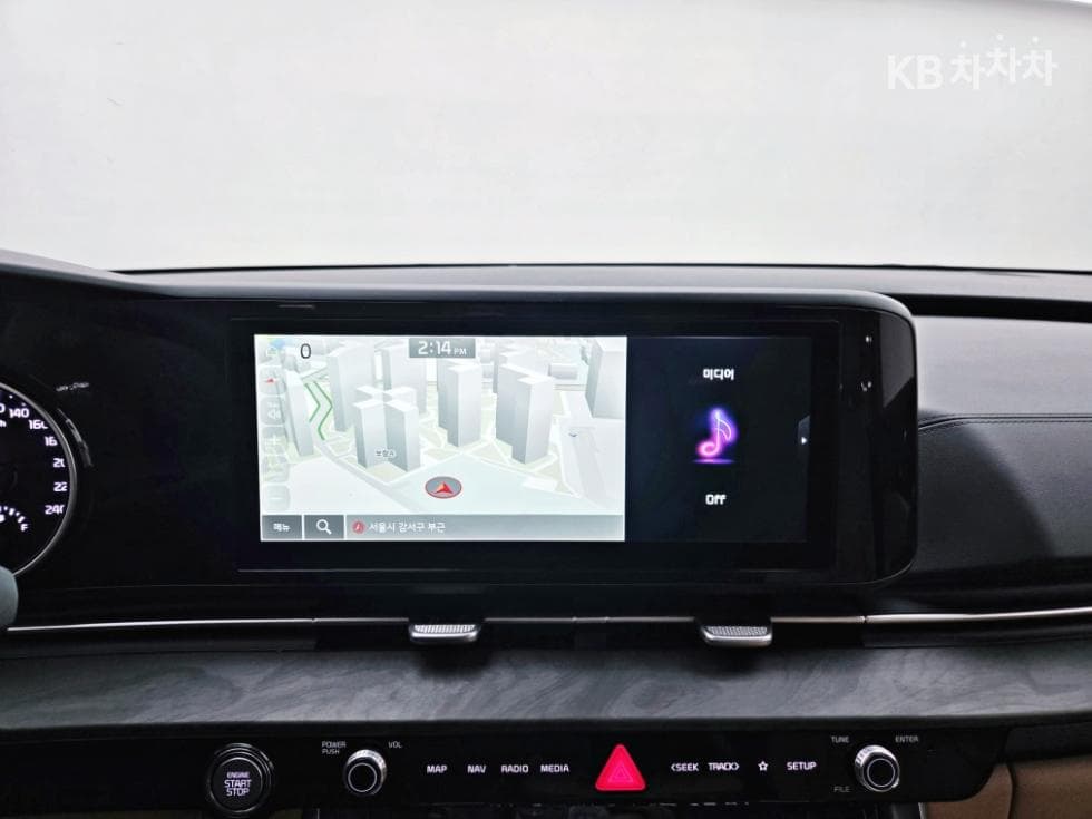 Kia Carnival 4th generationD2.2 9-seater Prestige - 12