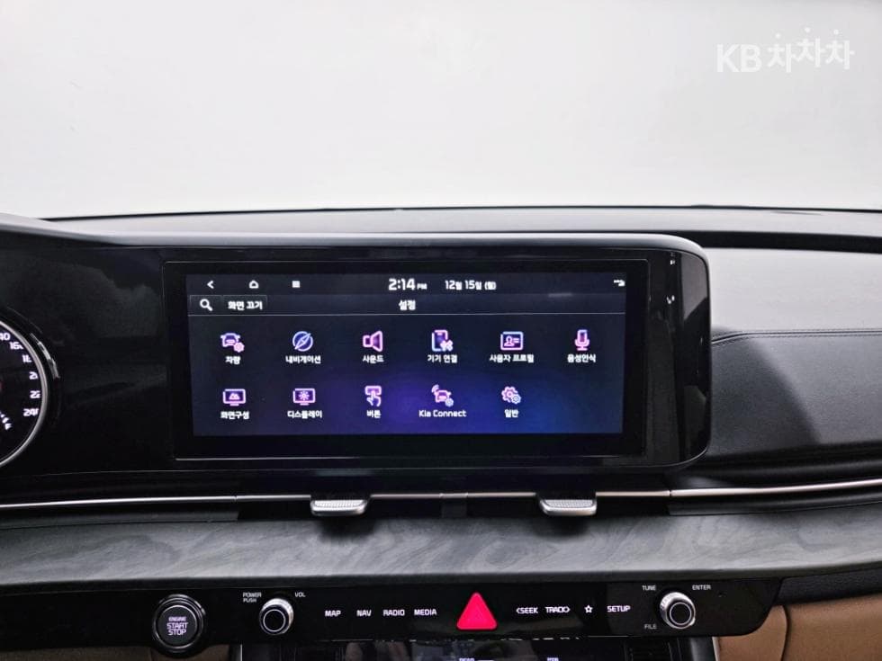 Kia Carnival 4th generationD2.2 9-seater Prestige - 13