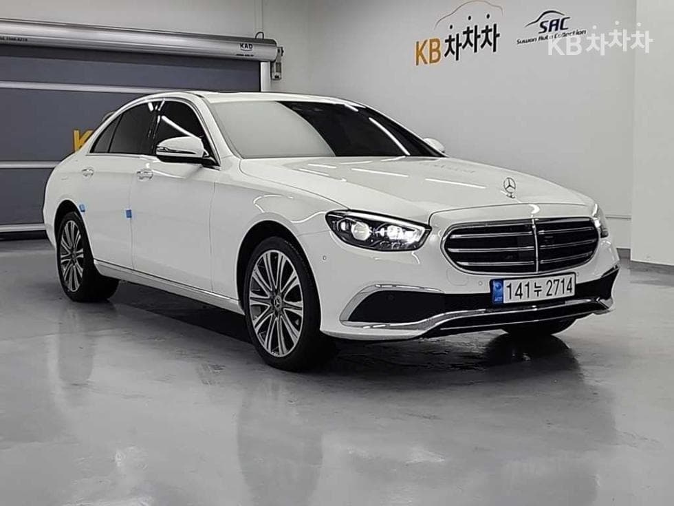 Mercedes-Benz E-Клас (W213)E350 4MATIC Exclusive - 4